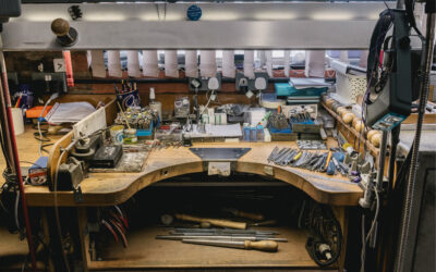 Jewellery Engraving: The Growth of the Personalised Jewellery Market